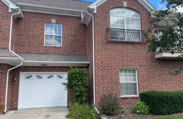 Shelby TWP 2-BR, 2-BA with Attached Garage, Lower Unit, Immediate Occupancy photos photos