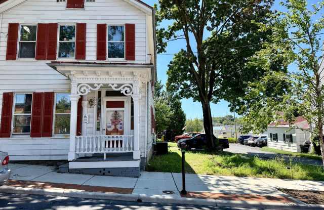 209 BOSCAWEN Street E photos photos 209 BOSCAWEN Street E photos photos