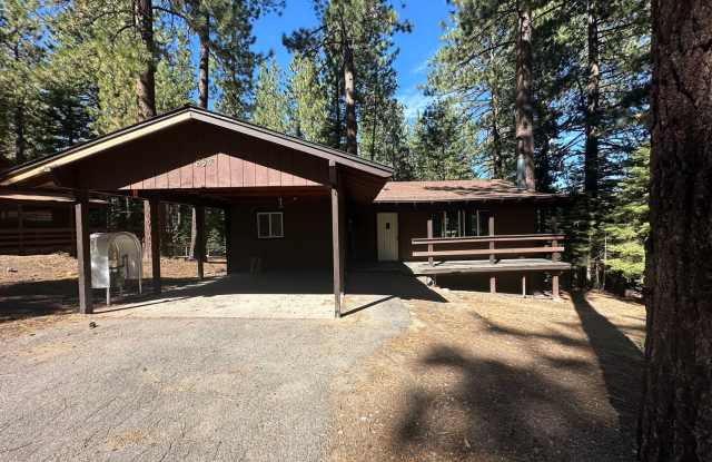 Great Location on Gardner Mountain - Long Term Rental photos photos