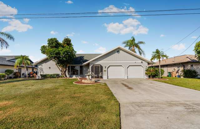 3106 SE 10th Pl photos photos