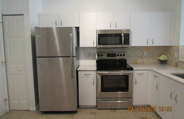 3650 Pine Oak Circle, 106 Gallery 3