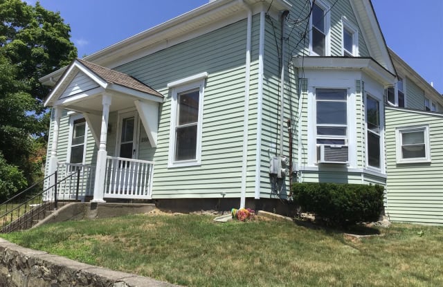 285 Nahatan Street - 285 Nahatan Street, Norwood, MA 02062