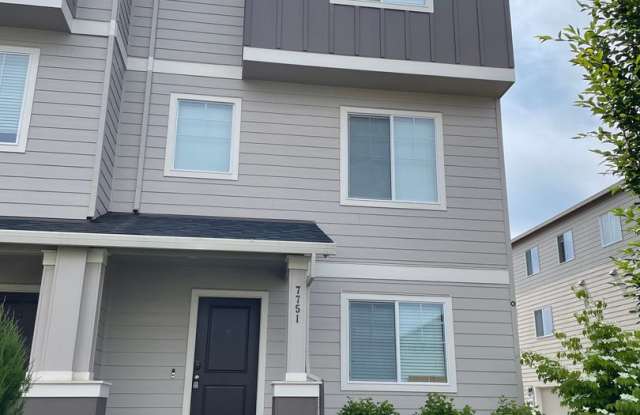 4-Bedroom Home in Bethany! photos photos