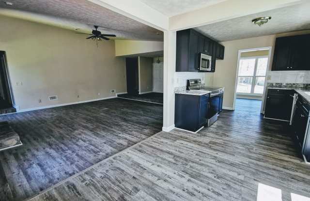 1315 Cone Cir Gallery 4