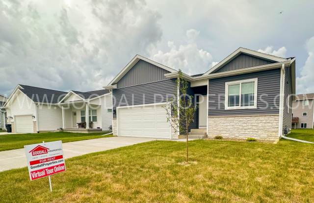 Move in special:** Beautiful 3 Bedroom ranch in Waukee!! New construction** photos photos