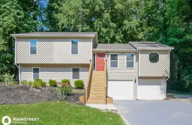 1475 Glynn Oaks Circle Southwest - 1475 Glynn Oaks Circle Southwest, Cobb County, GA 30008