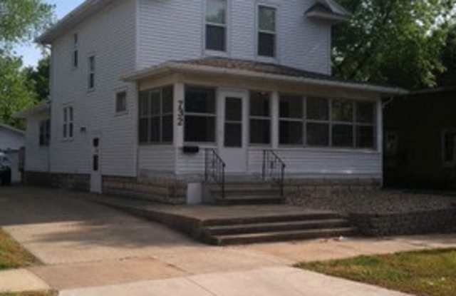Great home, lots of space, fully updated, fresh paint throughout!! photos photos