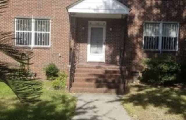 132 Grove Street photos photos