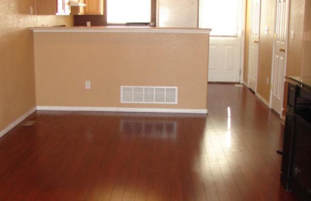 7956 Antelope Valley Point Gallery 4