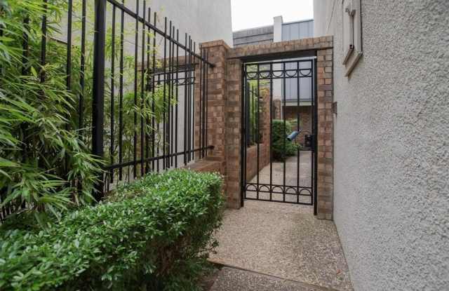 4142 Woodcreek Drive Gallery 4