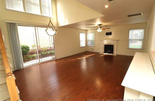 10448 Neland Street Gallery 4
