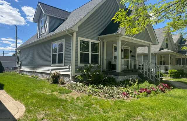 Corktown 3 Bedroom Home Near the Detroit River! Gallery 4