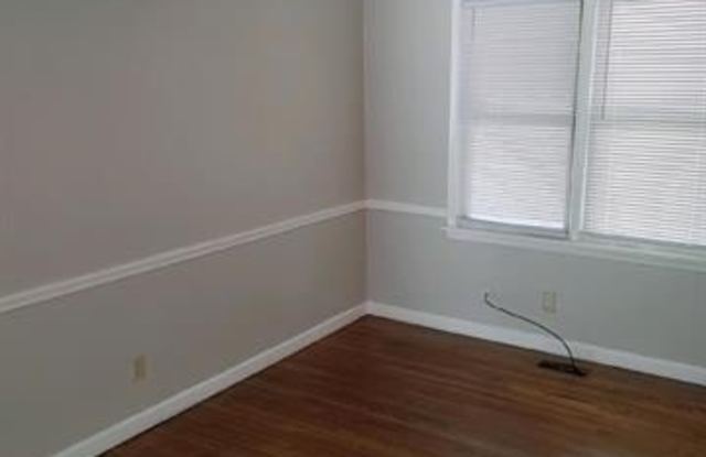 5250 S St Louis Avenue Gallery 4