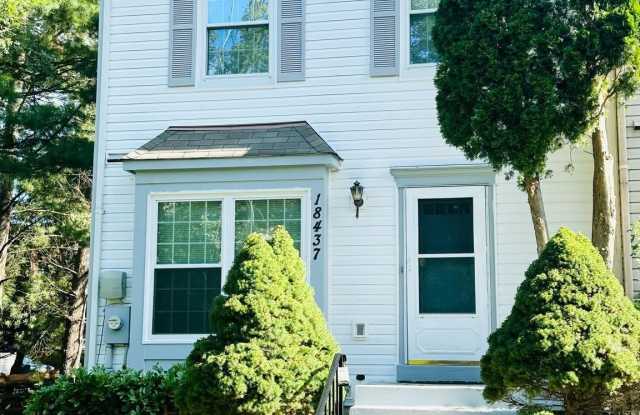 18437 MAYAPPLE Court photos photos