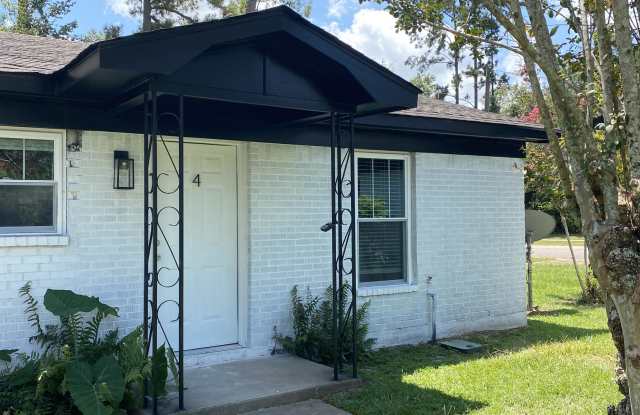 18272 Sidney Avenue - 4 photos photos 18272 Sidney Avenue - 4 photos photos