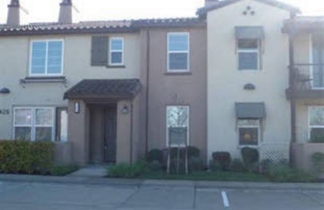 425 Regatta Ln photos photos