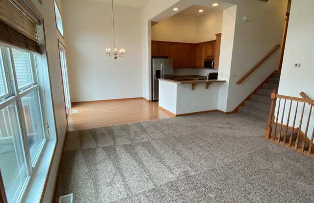 15435 Foster Drive Gallery 4