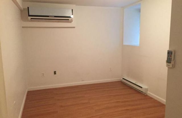 9 Vineland St. Gallery 3