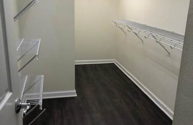 3914 LIONHEART DR Gallery 4