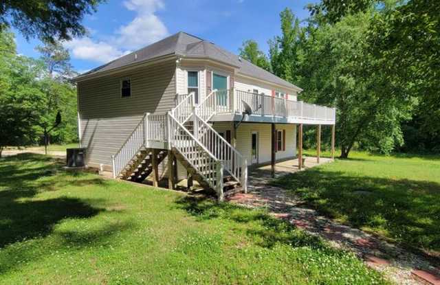 1611 Fairview Road Gallery 2