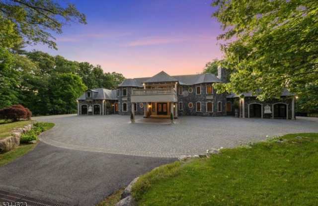 105 Chestnut Ridge Rd photos photos