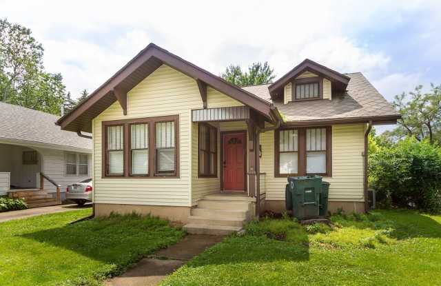 PRELEASING for AUGUST! Close to Campus photos photos PRELEASING for AUGUST! Close to Campus photos photos