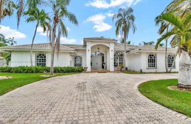 7755 SW 85th Ct - 7755 Southwest 85th Court, Glenvar Heights, FL 33143