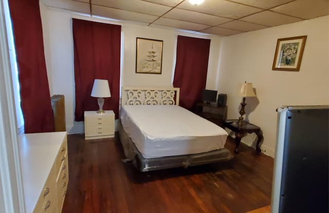 218 South Augusta Avenue  - 6 - 218 S Augusta Ave, Baltimore, MD 21229