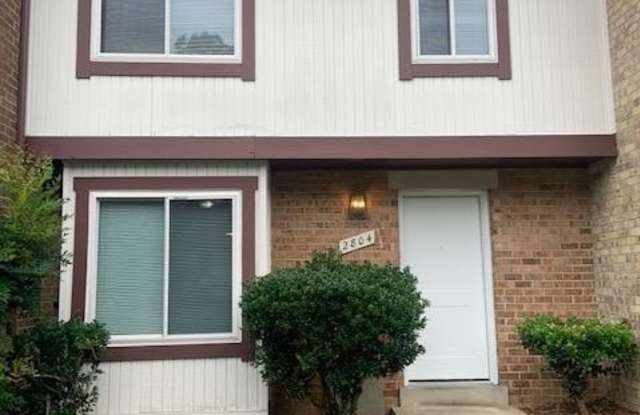 2804 CAMBRIDGE DR photos photos