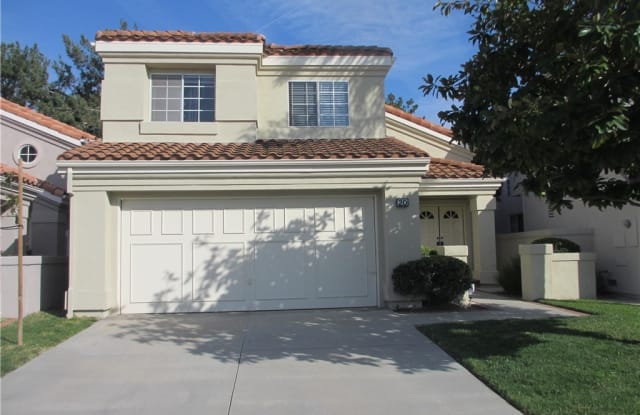 20 Aprilla - 20 Aprilla, Irvine, CA 92614