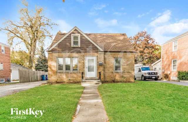 110 North Addison Street - 110 North Addison Street, Bensenville, IL 60106