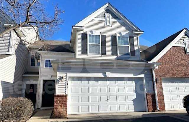 5422 Elm Grove Avenue - 5422 Elm Grove Avenue, New Hope, MN 55428