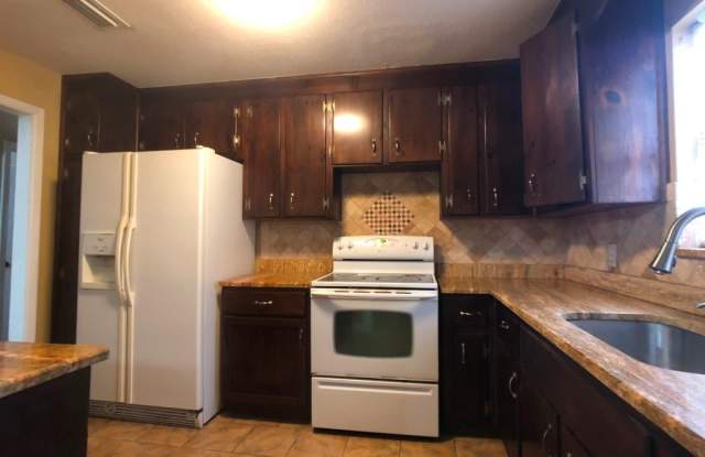 2712 Arlex Drive East Gallery 3