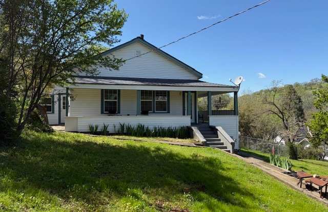 10640 Fleehart St - 10640 Fleehart Street, Amador City, CA 95601
