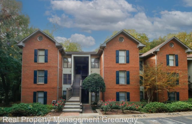 702 Garden Ct. photos photos