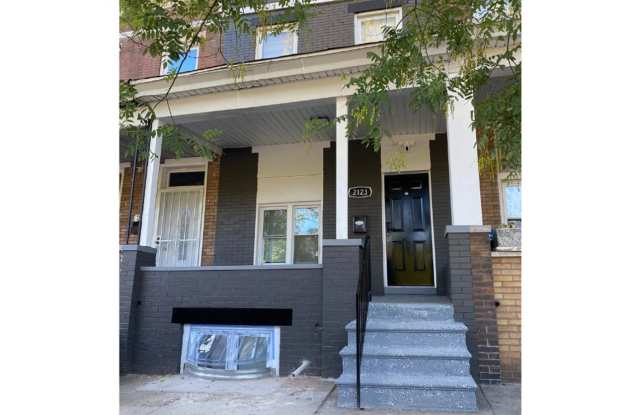 2123 Sinclair Lane $850 Room Available photos photos