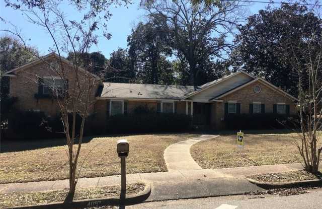 4097 AIRPORT BOULEVARD - 4097 Airport Boulevard, Mobile, AL 36609