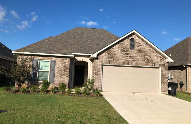 Close to Barksdale Air Force Base... You do not want to Miss this one!! - 2119 Kayden Jay Drive, Bossier City, LA 71112