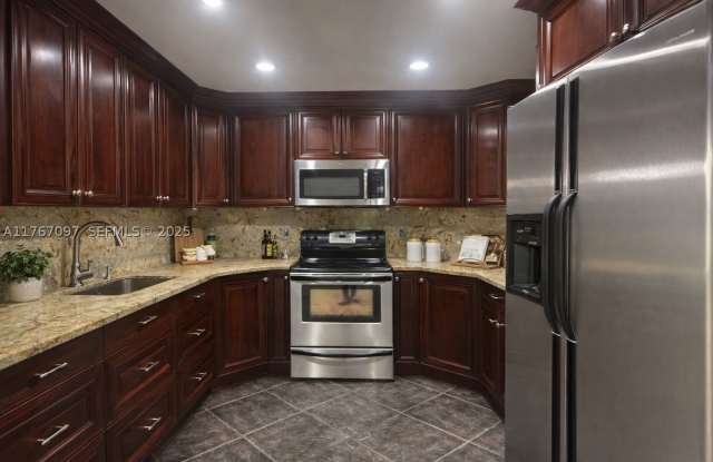3933 Cocoplum Cir Gallery 2