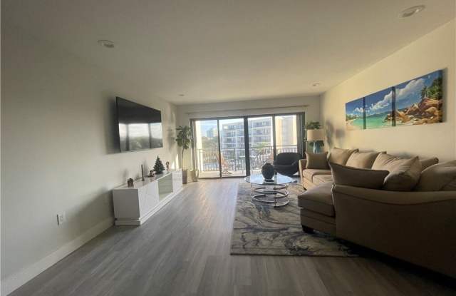 3939 OCEAN DRIVE 405B Gallery 3
