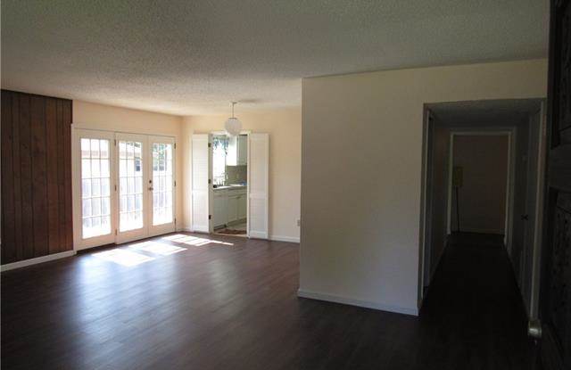 1202 Hickory Hill Drive Gallery 2