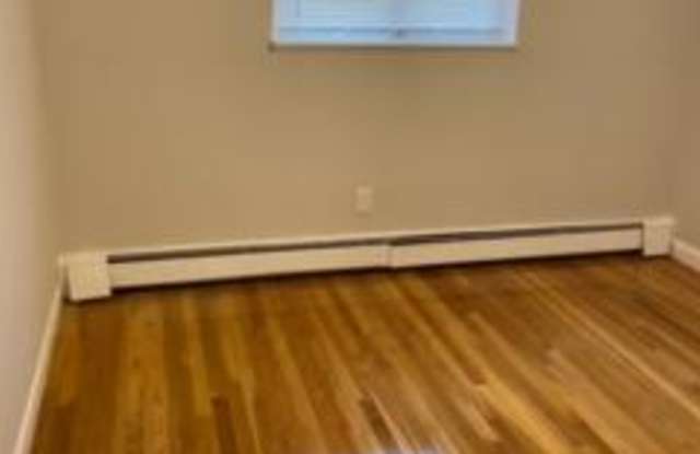 7-9 Holmes Gallery 4