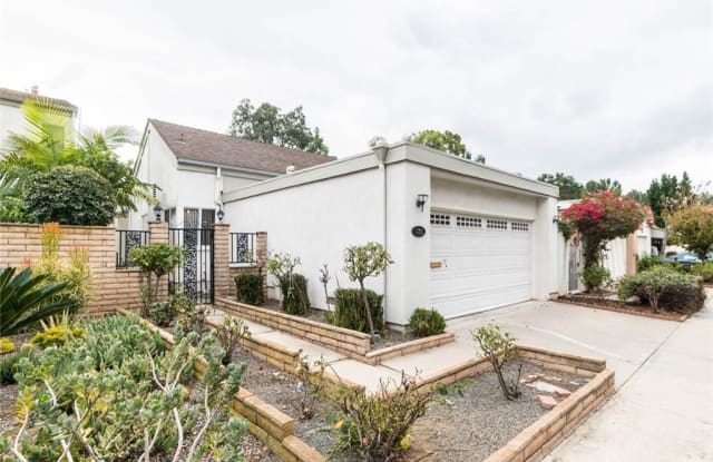 122 Sequoia Tree Ln - 122 Sequoia Tree Lane, Irvine, CA 92612