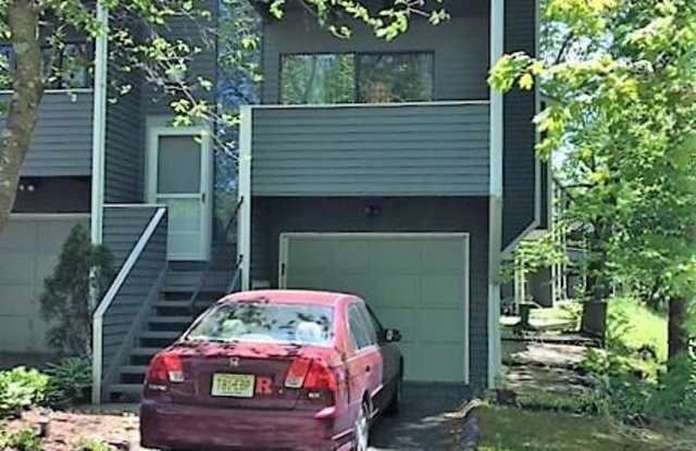 23 Hudson Street - 23 Hudson Street, Bethel, CT 06801