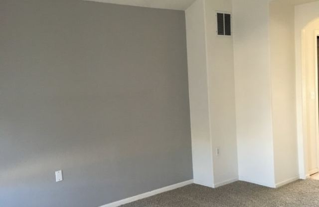 1375 South Dayton Court Gallery 3