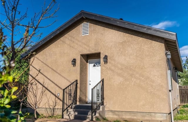 5047 N Kinsella Avenue 1/2 - 5047 N Kinsella Ave, Charter Oak, CA 91724