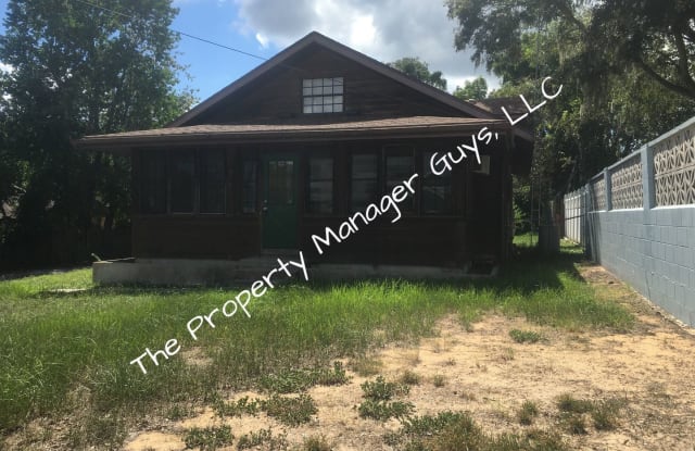 18 W Morningview Drive - 18 West Morningview Drive, Eustis, FL 32726