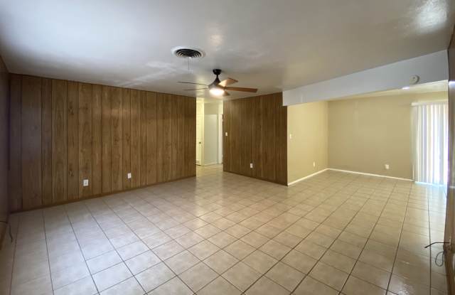 204 Veterans Ave Gallery 3