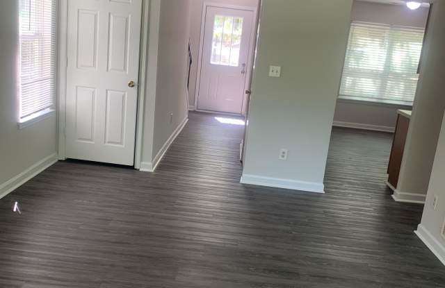 1025 Plantation Way Gallery 3