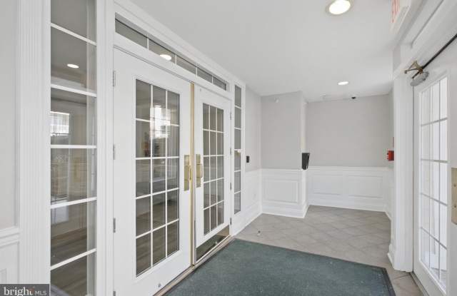 2711 BELLFOREST Court Gallery 3